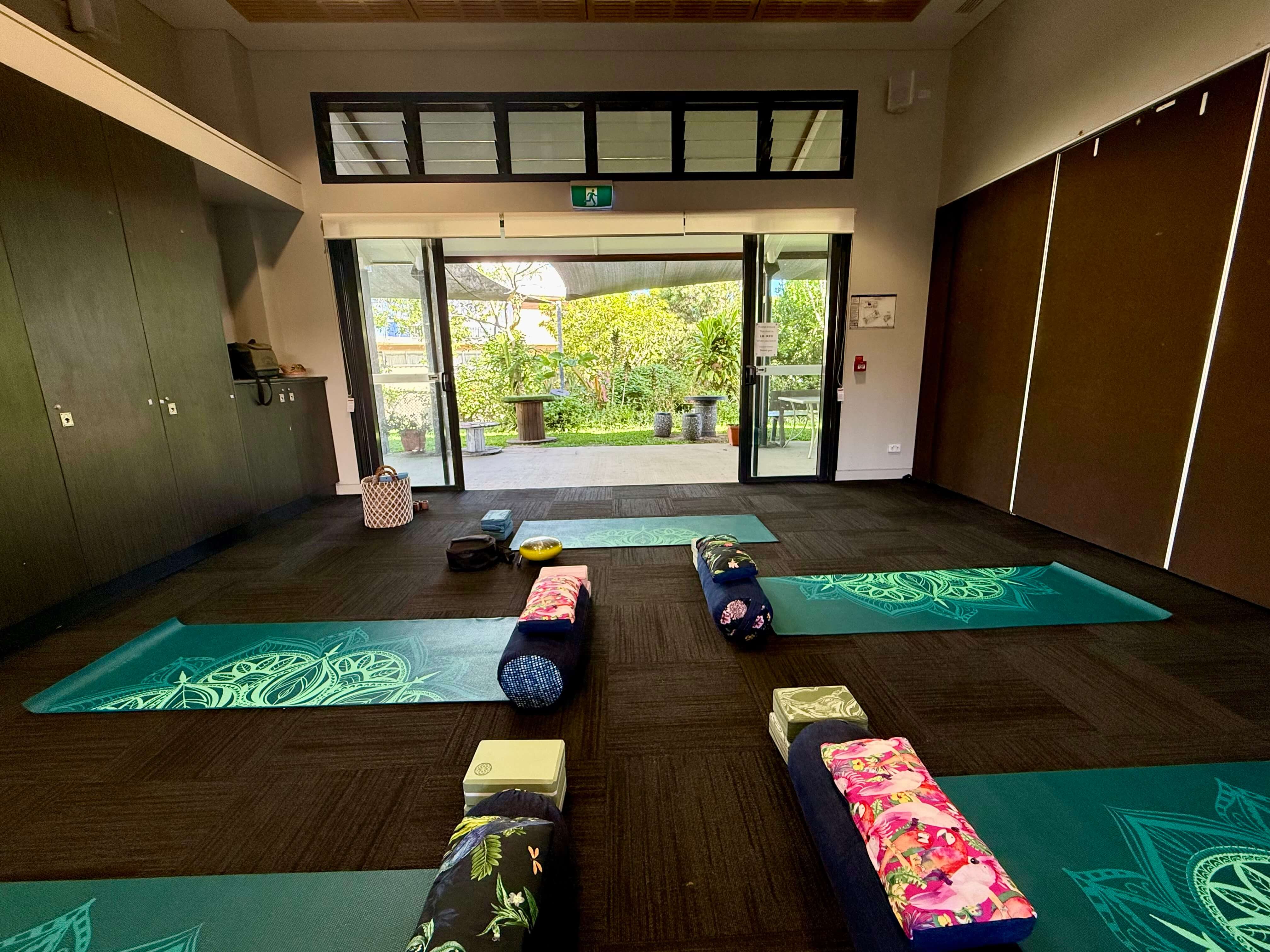4 Hearts Yoga - Weekly Classes