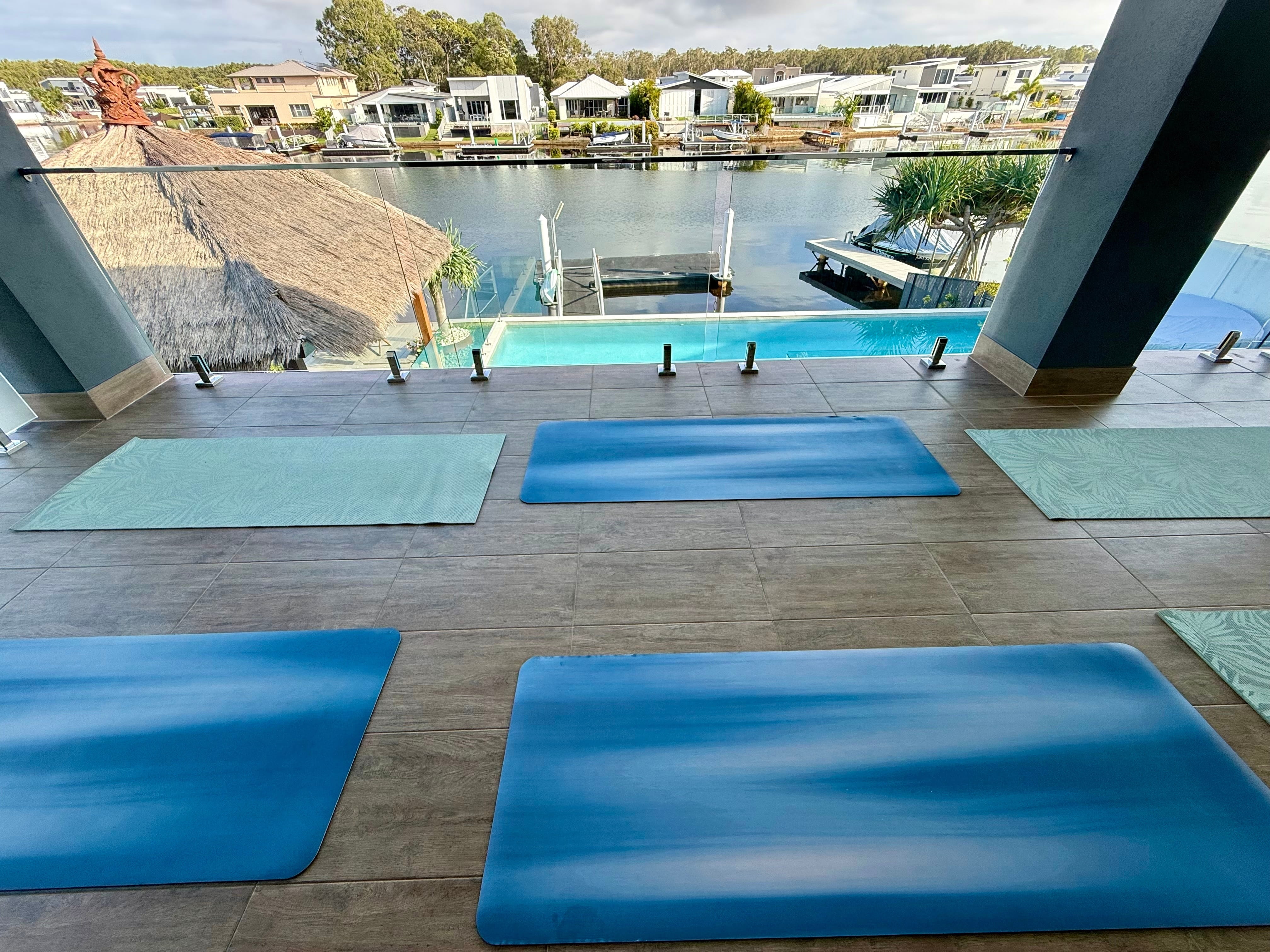 Winter Yoga - Stretch & Flex